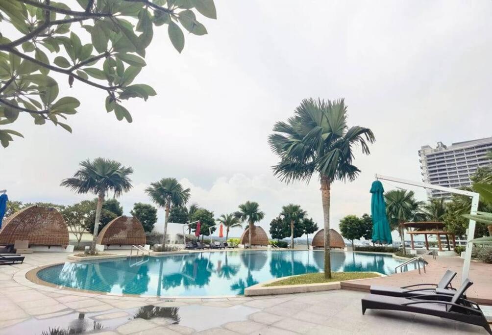 1601 Almas Seaview 60inchtv Netflix Wifi By Apartment *