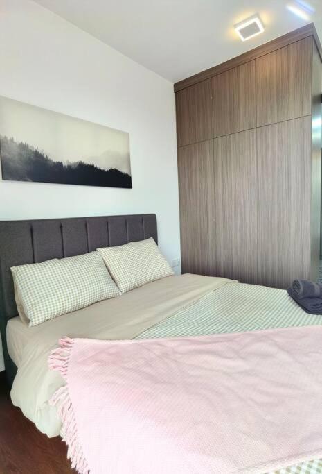 1601 Almas Seaview 60inchtv Netflix Wifi By Apartment Nusajaya (Iskandar Puteri)