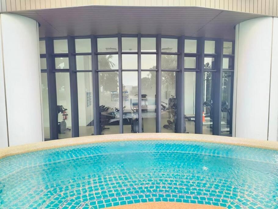 Apartment 1601 Almas Seaview 60inchtv Netflix Wifi By *