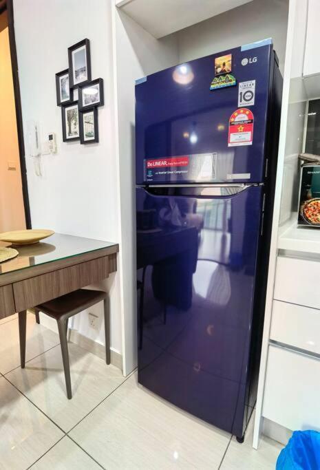 1601 Almas Seaview 60inchtv Netflix Wifi By *
