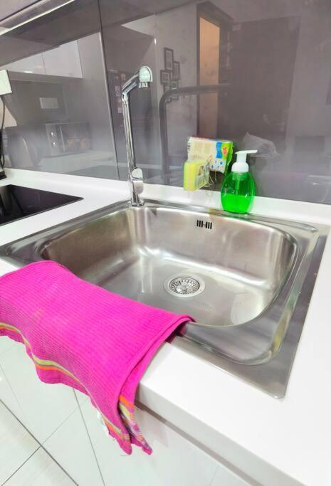 1601 Almas Seaview 60inchtv Netflix Wifi By Apartment *