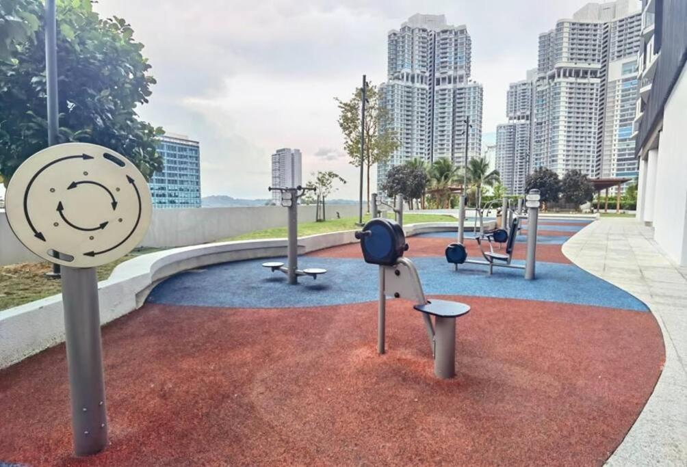Apartment 1601 Almas Seaview 60inchtv Netflix Wifi By